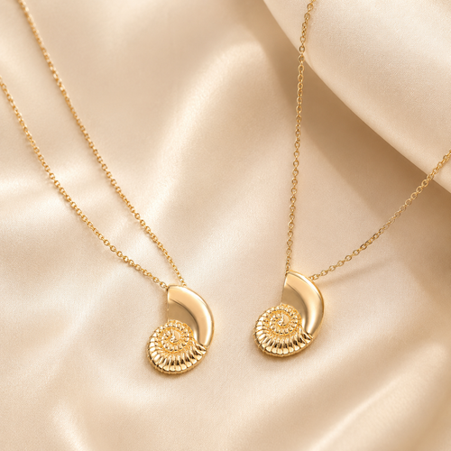 The voice shell necklace bundle